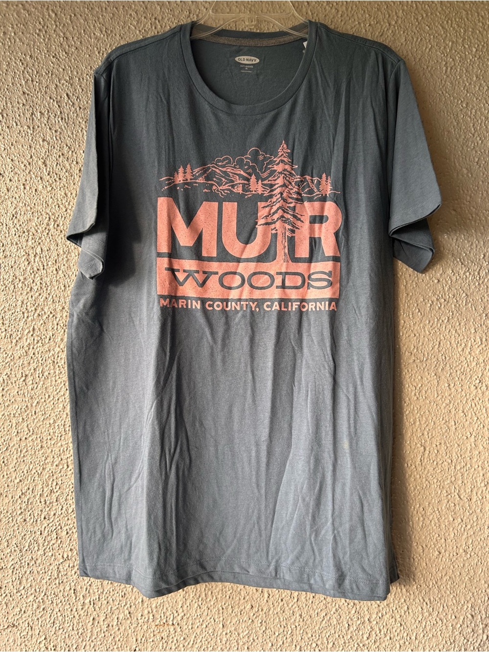 Old Navy Men’s Gray Tee with Coral Muir Woods Graphic XL NWT